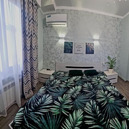 Гостевой Дом "Даниэлла" Hotel Gagra Ngoại thất bức ảnh